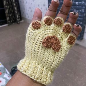 Crochet Catpaw Fingerless Gloves