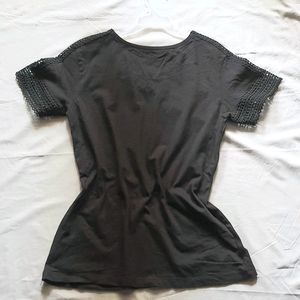 "Black Cotton T-Shirt with Design"