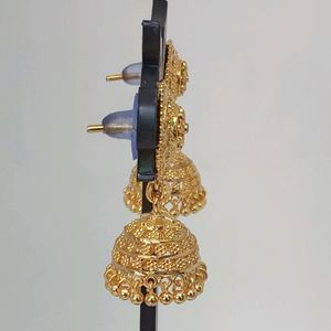 MJ GOLD PLATED ZUMKHA STYLE EARRINGS