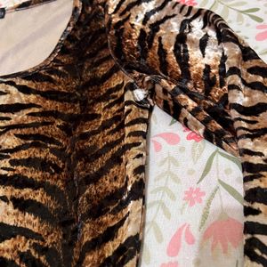 Velvet animal printed trendy fitted top