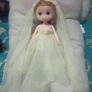 Confused Wedding  Doll Movable🥰 It's Very Cute?