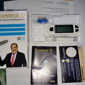 Free Gift+ 2 Showpiece, 1Glucometer