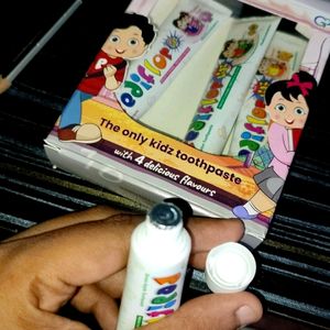 New With Seel Pediflor Kid's Toothpaste