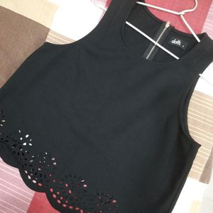 Black Sleeveless Top