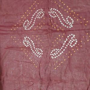 Red & Green bandhani Dupatta