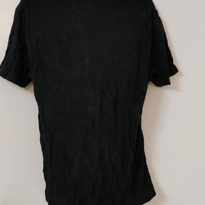 H&M Black Tshirt