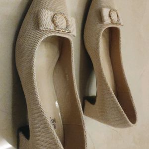 Kins Brand Offwhite Block Heels