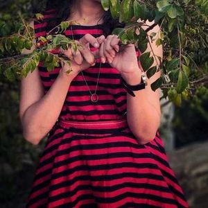 Knee Length Dress 👗 Red And Black Strips