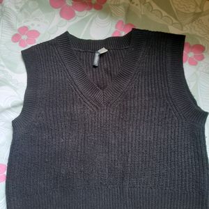 Sweater Vest