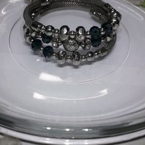 Chic Silver-Black Bracelt