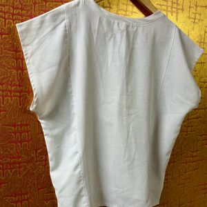 Women’s White Colour Top