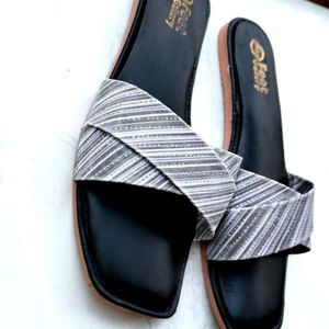 Trendy Black Flat Slipper