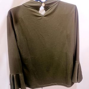 OLIVE GREEN STRETCHABLE TOP