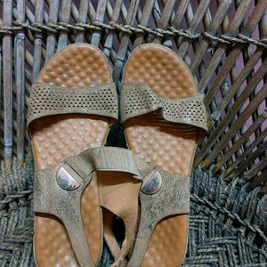 Metro Sandals