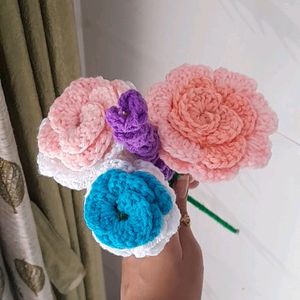 Crochet Rose Bouquet