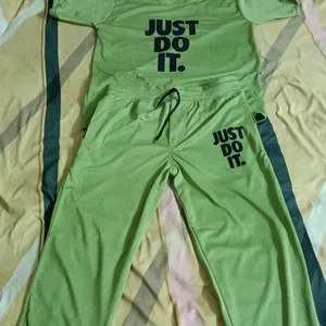 Just Do it lower and T-shirt