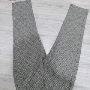 Woolen Kurta Set With Grey Check Pants