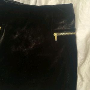 H&M Black Velvet Skirt