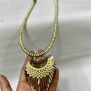 Unique Necklace Set