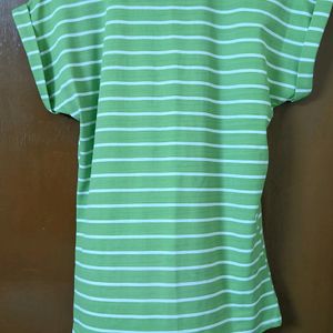 Small Size Green Tshirt Without Flaws