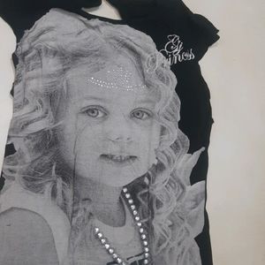 Girl Tshirt With Unique Neck N Back Pattern