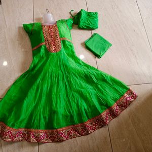 Anarkali Set 💚