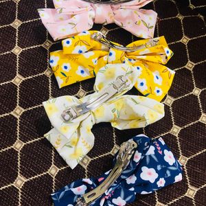 Floral Medium Size Hair Bow Pack Of 4