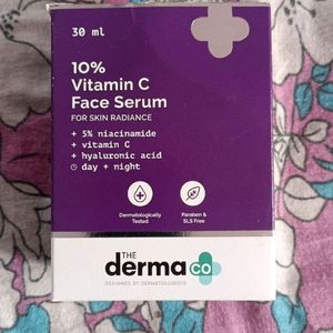 The Derma Co Vitamin C Serum