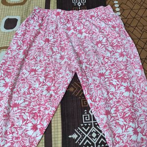 8 Pieces Woman And Girl's Capri ❤