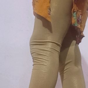 ❤️Price Drop Leggings Golden