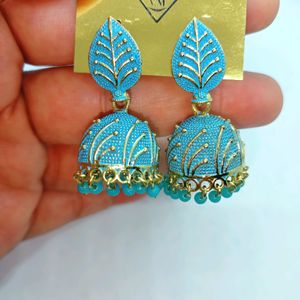 30rs Off Set Of 4 Brand New Earrings And House acc