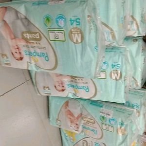 16 pcs xl size pampers Only 499 (MRP-1099)