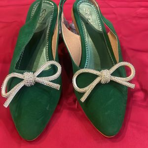 Green Shimmer Bow Pointed Mule