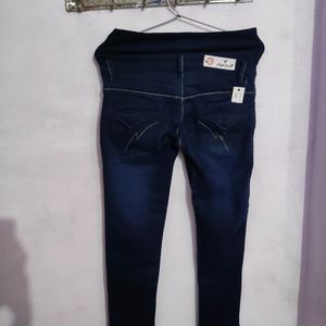 5 Button Jeans