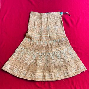 Heavy Embroidery Bridal Lehnga with Odhani 💚