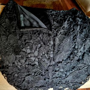 Black Lace Overlay Pencil Skirt PRELOVED Waist 30"