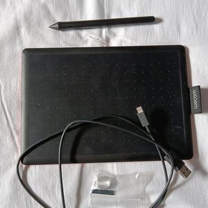 One by Wacom - Pen Tablet Model CTL-472