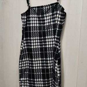 Hot SHEIN Checkered dress