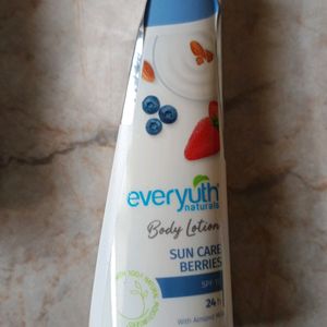 Everyouth Naturals Body Lotion