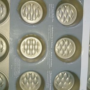 12 Cups Muffin Or Cupkake Bake Pan Tray