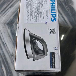 New Philips Dry Iron Gc181