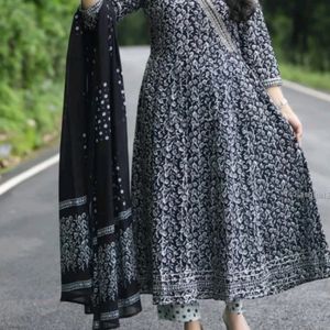 Anarkali Kurta Bottom And Dupatta Set ❤️‍🩹