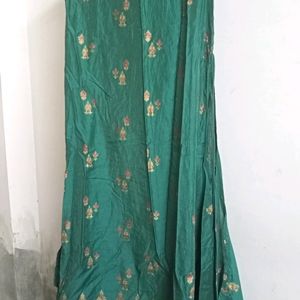 Max Green Asymmetrical Nyra Cut Kurta With Inner