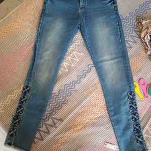 Women Ankle Fit Stretchable Cross Design Jeans