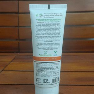 Mamaearth Vitamin C Face Wash