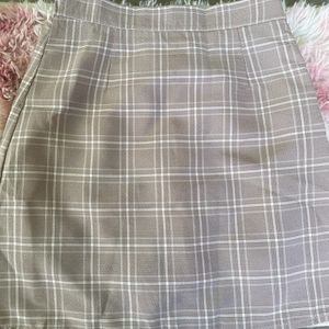 Cute Checked Skirt