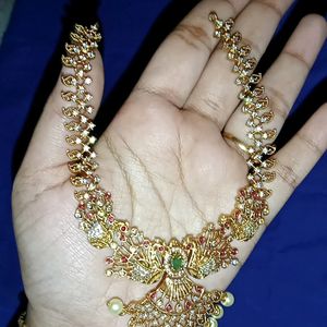 Peacock Pearl Neckset