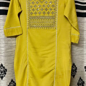 Embroidered Straight Kurta