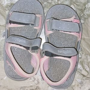 KIDS SANDALS