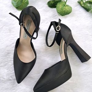 Ankle Strap Platform Pumps